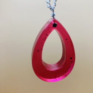 Collier goutte rose