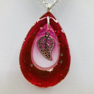 Collier goutte rose et feuille